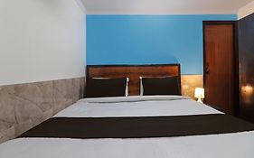 Hotel O Bluemoon Inn, South Campus